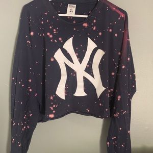 Yankees Cropped Long Sleeve✨
